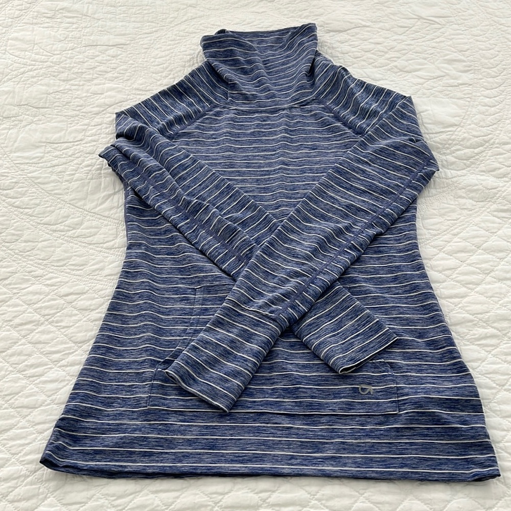 Gap Fit top